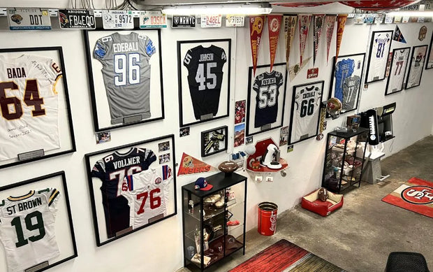 Eingerahmte NFL Football Jerseys