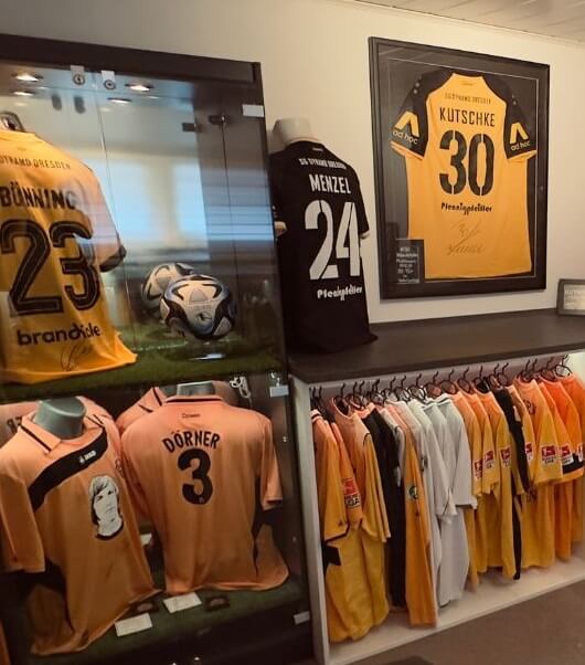 Trikotsammlung Dynamo Dresden